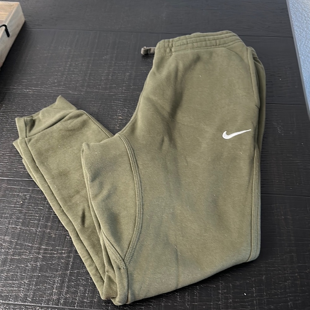 Nike men’s sweatpants